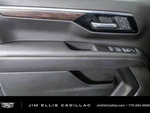 Used 2025 Chevrolet Tahoe LT AWD/4WD image 6