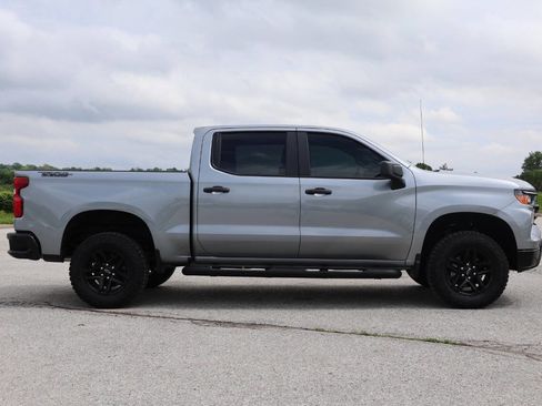 Used 2026 Chevrolet Silverado 1500 Custom Trail Boss w/ Dark Appearance Package AWD/4WD image 7