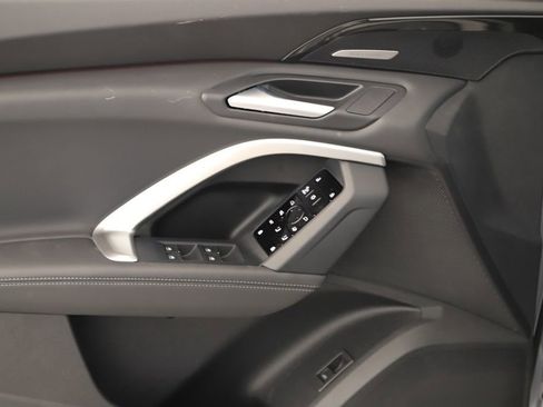 New 2025 Audi Q5 Premium Plus image 22