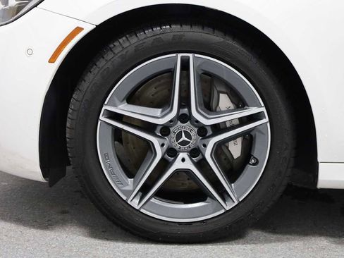 Used 2023 Mercedes-Benz E 350 4MATIC Sedan image 33