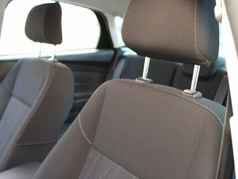 Used 2018 Ford Focus SE image 13