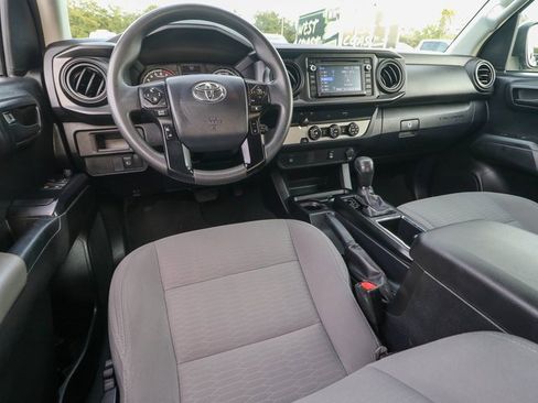 Used 2019 Toyota Tacoma 2WD Access Cab image 16
