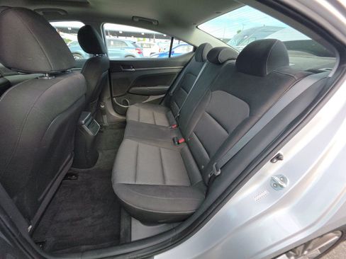 Used 2018 Hyundai Elantra Value Edition w/ Cargo Package FWD image 17
