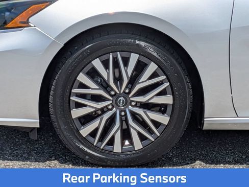 Certified 2023 Nissan Altima 2.5 SV w/ SV Premium Package FWD image 13