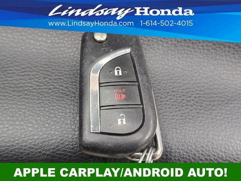 Used 2021 Toyota RAV4 LE image 23