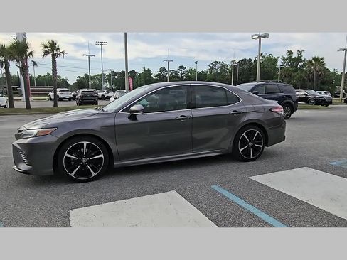 Used 2019 Toyota Camry XSE FWD image 23