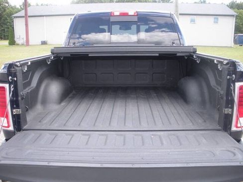 Used 2017 RAM 1500 Limited AWD/4WD image 19