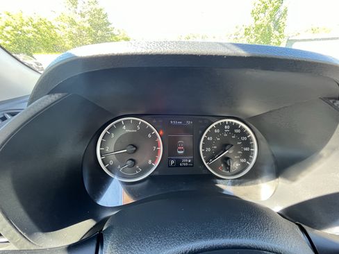 Used 2025 Nissan Sentra S FWD image 16