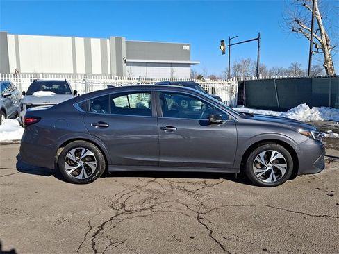Used 2022 Subaru Legacy image 7