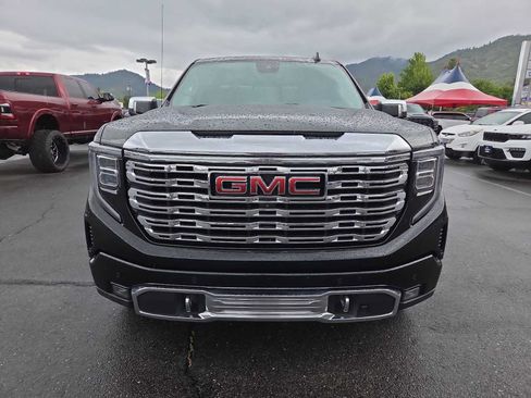 Used 2023 GMC Sierra 1500 Denali w/ Denali Reserve Package AWD/4WD image 14