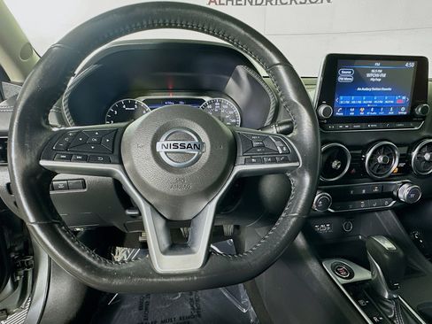 Used 2022 Nissan Sentra SV image 15