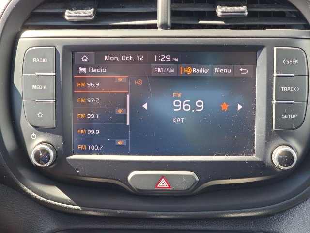 Used 2024 Kia Soul LX w/ Option Group 015 FWD image 25