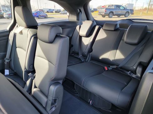 Used 2023 Honda Odyssey Sport image 19