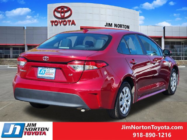 Used 2025 Toyota Corolla LE FWD image 5