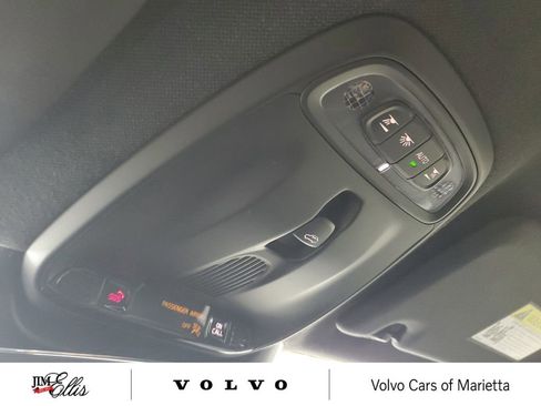 Used 2021 Volvo XC40 T5 R-Design w/ Advanced Package AWD/4WD image 37