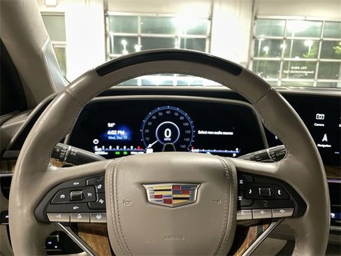 Used 2023 Cadillac Escalade ESV Sport Platinum w/ LPO, ONYX Package image 16