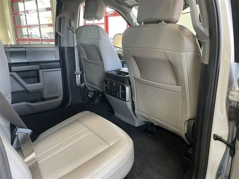 Used 2018 Ford F150 XLT w/ Equipment Group 302A Luxury image 26