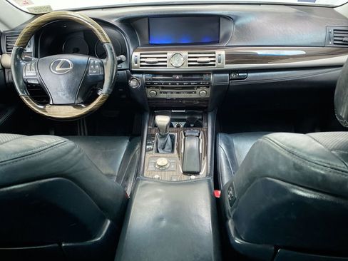 Used 2016 Lexus LS 460 image 33