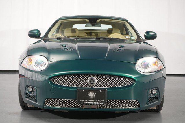 Used 2008 Jaguar XKR R RWD image 7