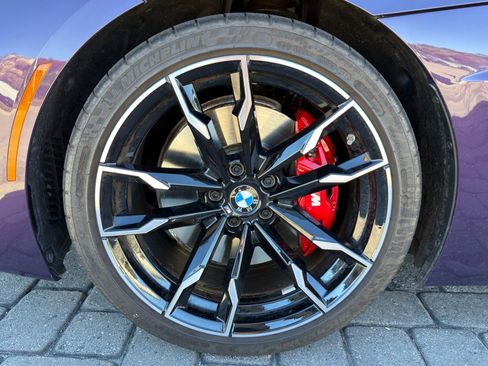 Used 2025 BMW Z4 M40i w/ Premium Package image 11