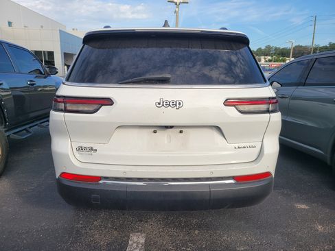 Used 2024 Jeep Grand Cherokee L Limited image 5