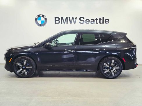 Used 2024 BMW iX xDrive50 w/ Sport Package AWD/4WD image 3