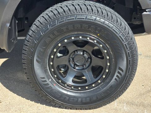 Used 2019 Ford F150 Raptor w/ Equipment Group 801A Mid AWD/4WD image 7