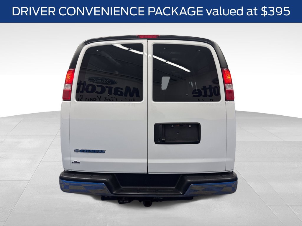 Used 2025 Chevrolet Express 2500 w/ Driver Convenience Package RWD image 7