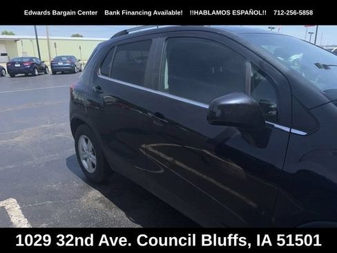 Used 2015 Chevrolet Trax LT w/ LT Plus Package FWD image 3