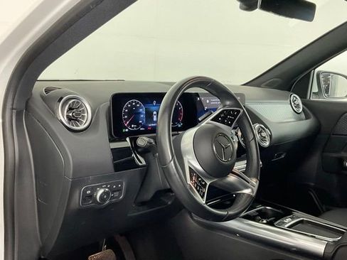 Used 2025 Mercedes-Benz GLA 250 image 14