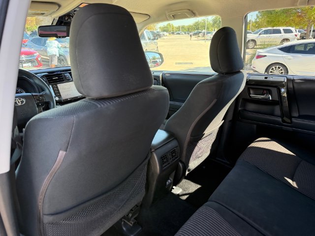 Used 2022 Toyota 4Runner TRD Off-Road AWD/4WD image 24