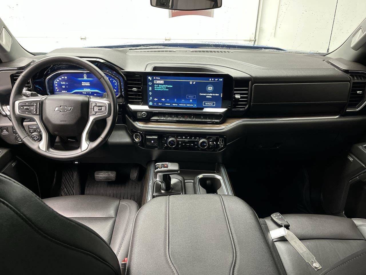 Used 2024 Chevrolet Silverado 1500 RST AWD/4WD image 4