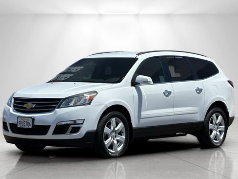 Used 2016 Chevrolet Traverse LT w/ Style and Technology Package AWD/4WD image 7