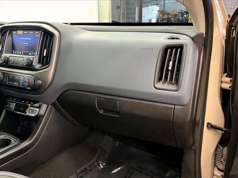 Used 2022 Chevrolet Colorado Z71 image 15