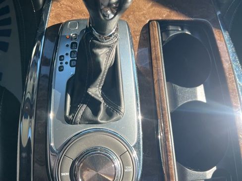 Used 2015 INFINITI QX80 Luxe w/ 22" Wheel Package image 29