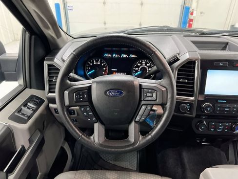 Used 2015 Ford F150 XLT w/ Equipment Group 302A Luxury AWD/4WD image 11