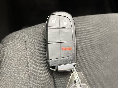 Used 2018 Dodge Durango SXT w/ Quick Order Package 2BB image 23