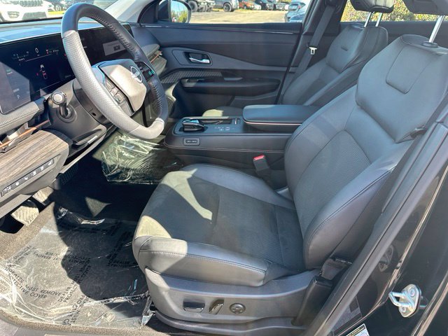 Used 2024 Nissan Ariya AWD image 20