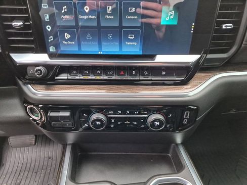 Used 2025 Chevrolet Silverado 1500 RST image 25