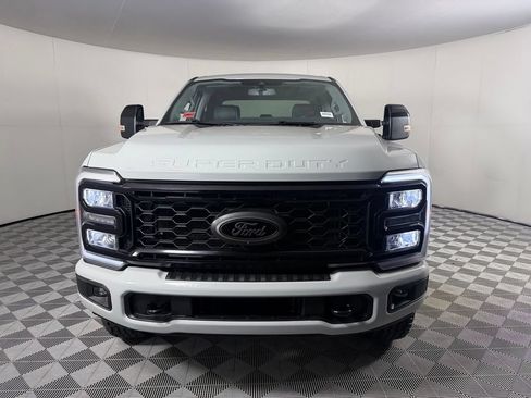 Used 2025 Ford F350 Lariat w/ Black Appearance Package AWD/4WD image 11
