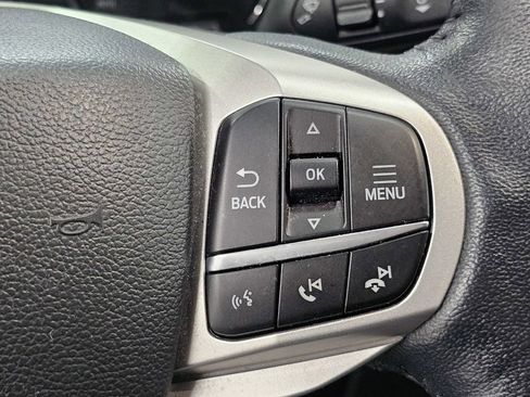 Used 2023 Ford Explorer XLT w/ Equipment Group 202A AWD/4WD image 36