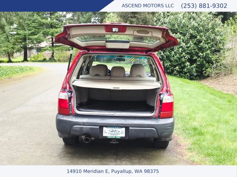 Used 2001 Subaru Forester L AWD/4WD image 17