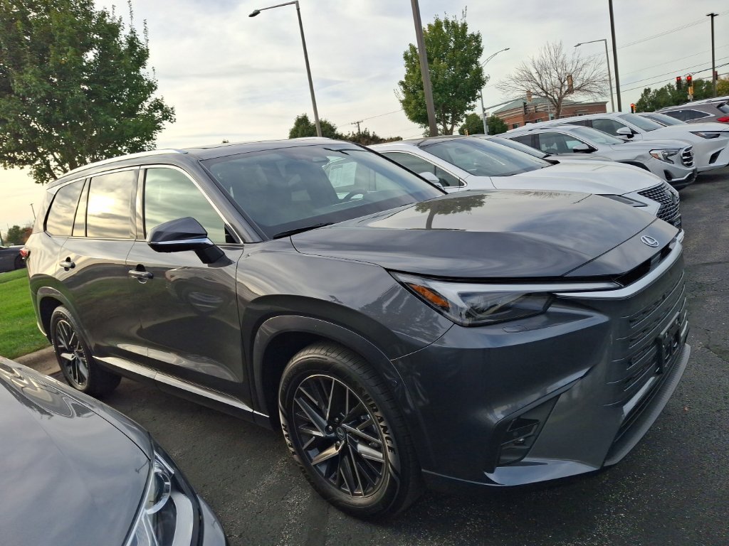 Used 2026 Lexus TX 350 AWD w/ Technology Package image 8