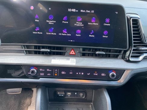 Certified 2023 Kia Sportage X-Line image 12