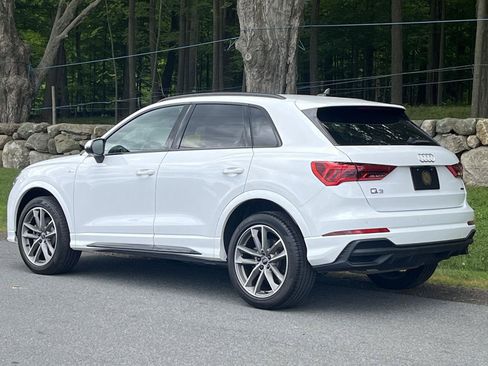 Used 2024 Audi Q3 2.0T Premium Plus w/ Premium Plus Package AWD/4WD image 18