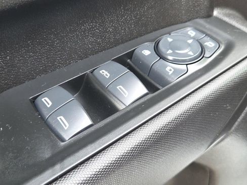 Used 2025 Chevrolet Silverado 2500 Custom w/ Custom Value Package image 21