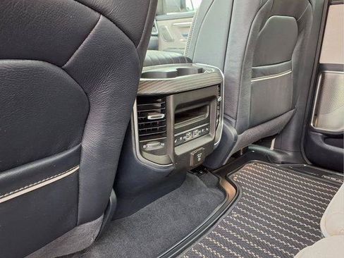 Used 2022 RAM 1500 Limited AWD/4WD image 10