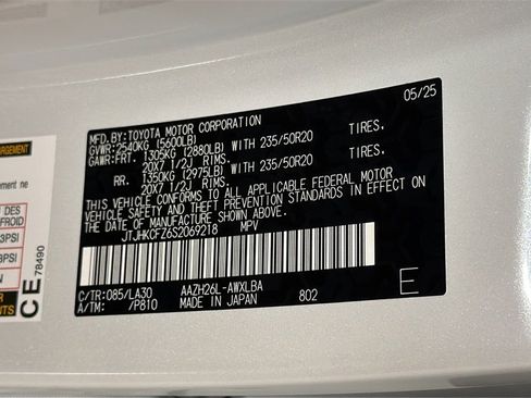 Used 2025 Lexus NX 450h+ AWD w/ Luxury Package image 34