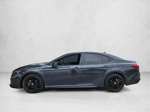 Used 2026 Toyota Camry SE FWD image 9