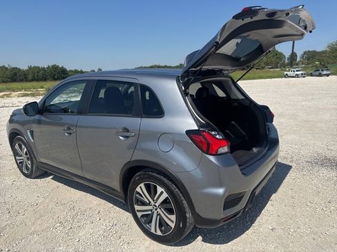 Used 2024 Mitsubishi Outlander Sport SE image 4
